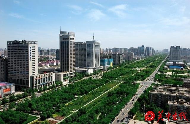 【关中在线】西安大城风范！中国最宽的城市道路西安唐延路