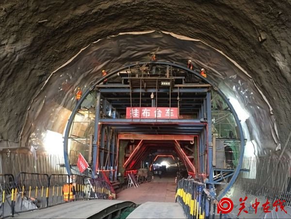 【关中在线】银西高铁陕西段隧道贯通 预计2020年开通