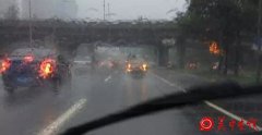不要随便开双闪，因为后果很严重！
