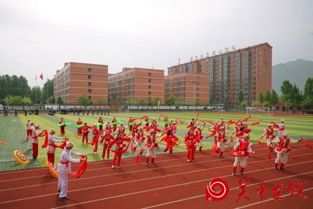 西安城市建设职业学院第二十一届大学生田径运动会隆重开幕