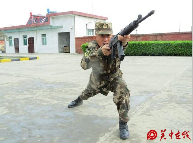 武警渭南市支队李琳、李长飞荣膺“渭南好青年”荣誉称号