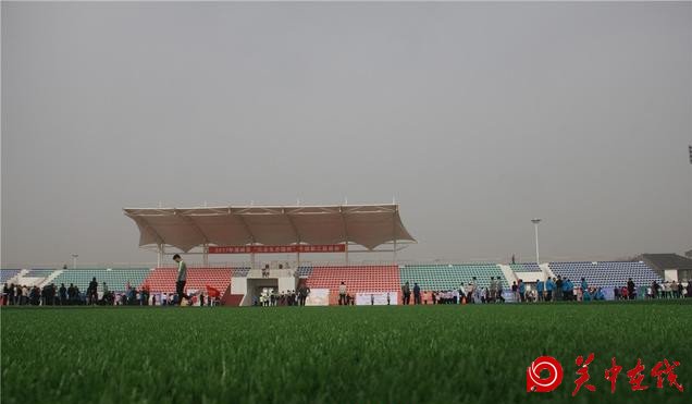 蒲城县第四届干部职工运动会在卤阳湖开幕（高清组图）