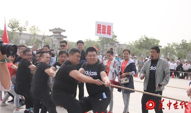 蒲城县第四届干部职工运动会在卤阳湖开幕（高清组图）