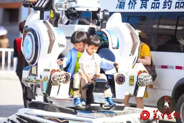 2017西安灞桥白鹿原·白鹿仓首届热气球嘉年华活动圆满成功