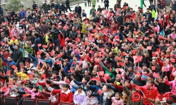 茉莉爱心公益联盟志愿者与紫阳白鹤小学师生共庆儿童节