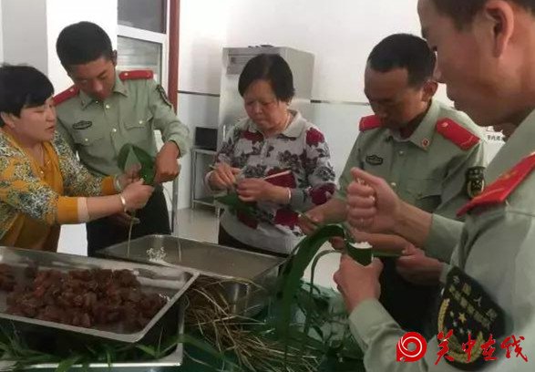 延安甘泉：传统佳节端午到 军民共度鱼水情