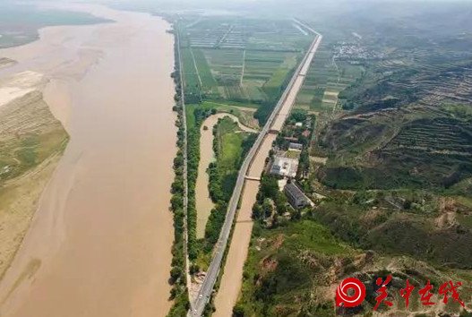西安周边有一条最美公路，沿路有50处景点太美了，你知道在哪吗