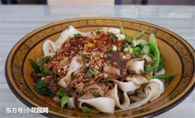 【关中在线】美食开口笑：陕西油泼面