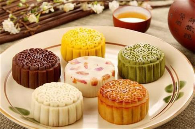 【关中在线】月饼现烤现卖让中秋节更有味道